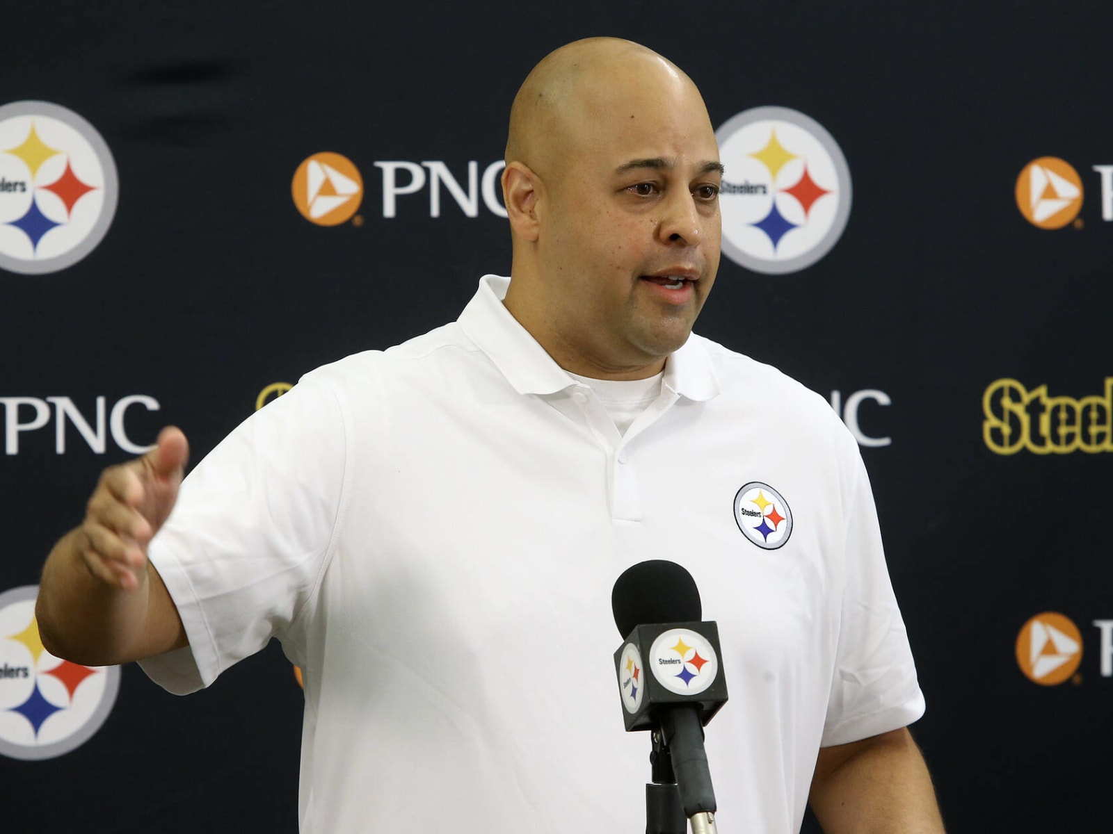 Steelers' Most Likely Trade-Up Partner In First Round Of 2024 NFL Draft  Lies Down South While AFC North Rival Sweats | Yardbarker