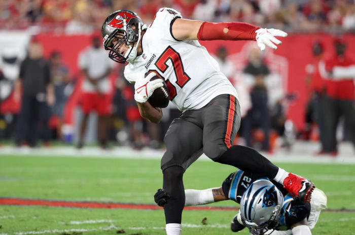 Rob Gronkowski back to center stage
