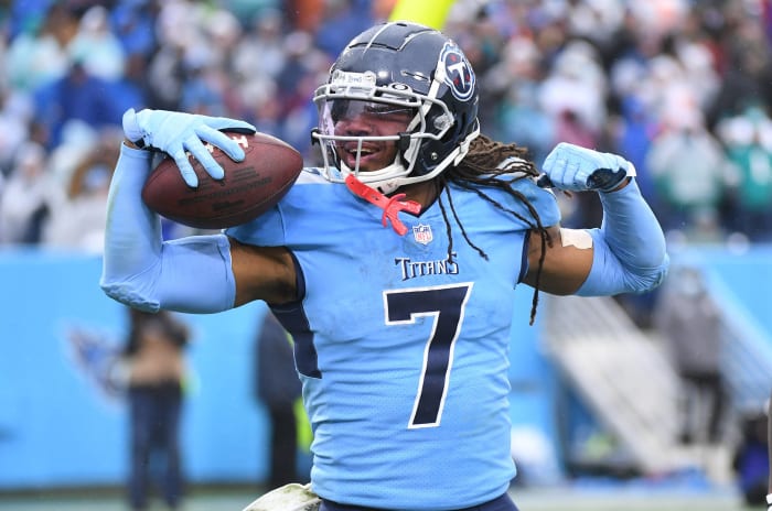 Titans end up doing well to fill Derrick Henry's shoes