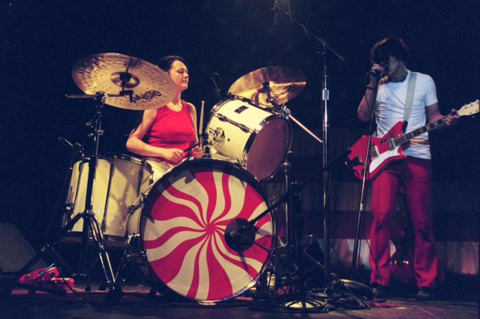"Isis," The White Stripes (2001)