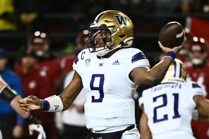 College football post-Christmas bowls: Picks and previews - latest sports news Alamo Bowl: No. 20 Texas (8-4) vs. No. 12 Washington (10-2), at San Antonio, 9 p.m., Thursday, Dec. 29, ESPN