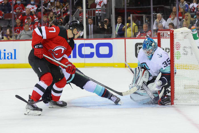 New Jersey Devils: Yegor Sharangovich