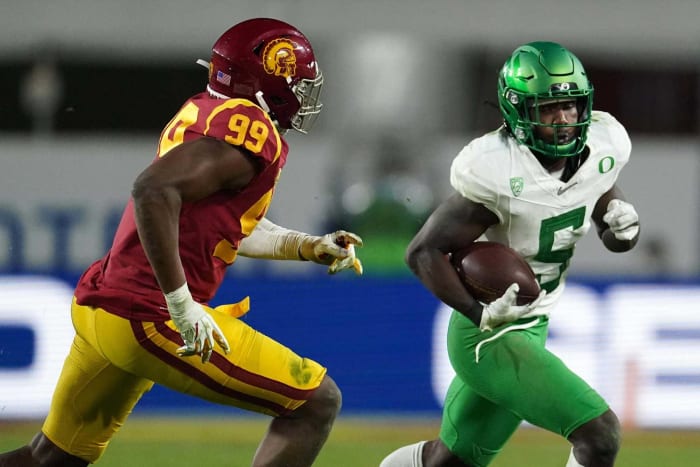 Philadelphia Eagles: Drake Jackson, DT, USC