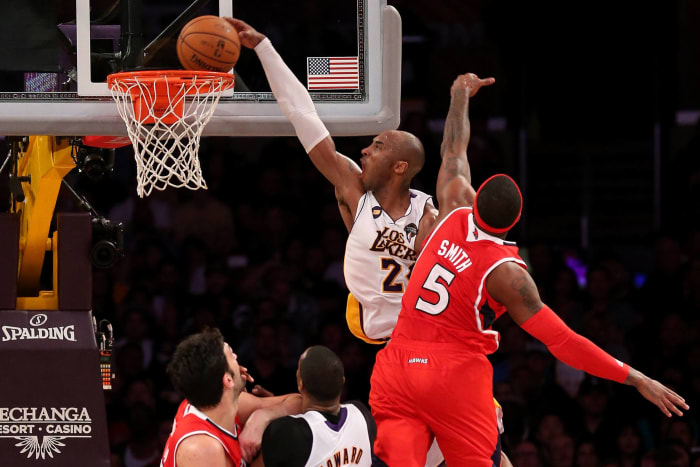 Kobe Bryant's 40 greatest moments - latest sports news Downs the Hawks with a dunk and a shot