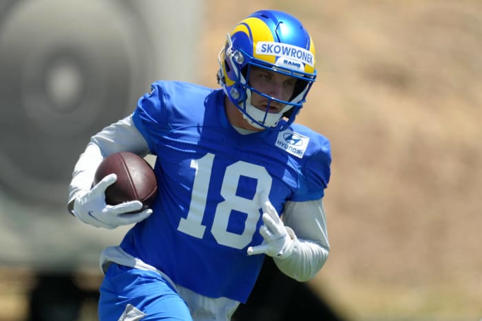WR helps battered Rams O-line