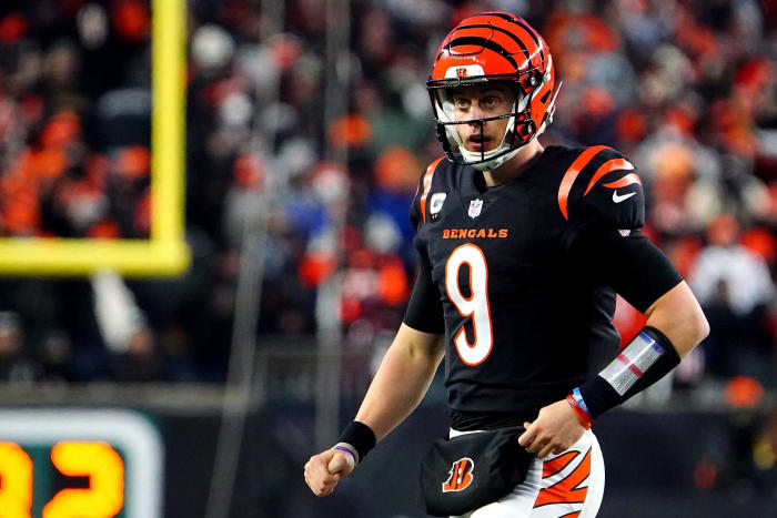 Bengals will have QB advantage in Nashville