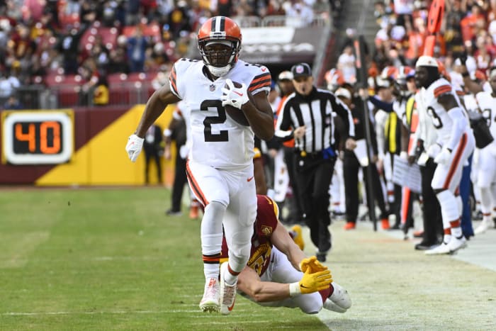 NFL Week 17 grades from across the league 20 Amari Cooper comes through for slumping Browns