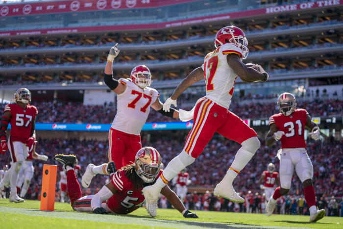 49ers' No. 1 defense no-shows top matchup