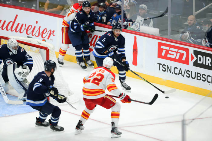 Winnipeg Jets: Did they make enough improvements to the defense?