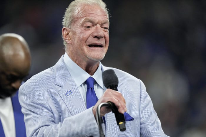 NFL Week 17 grades from across the league 10 Colts freefall will not attract top HC candidates