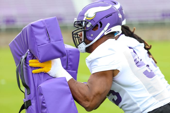 Danielle Hunter and Za'Darius Smith