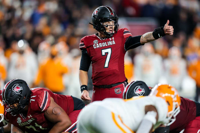 College football post-Christmas bowls: Picks and previews - latest sports news Gator Bowl: No. 21 Notre Dame (8-4) vs. No. 19 South Carolina (8-4), at Jacksonville, Fla., 3:30 p.m., Friday, Dec. 30, ESPN