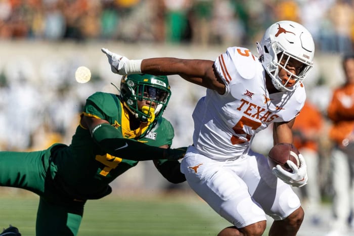 Philadelphia Eagles (via Saints): Bijan Robinson, RB, Texas