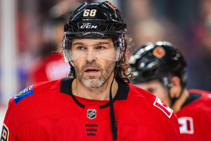 The most bizarre sports moments of 2022 - latest sports news 12/13/22: Ageless wonder: Jaromir Jagr comes back to pro hockey at 50