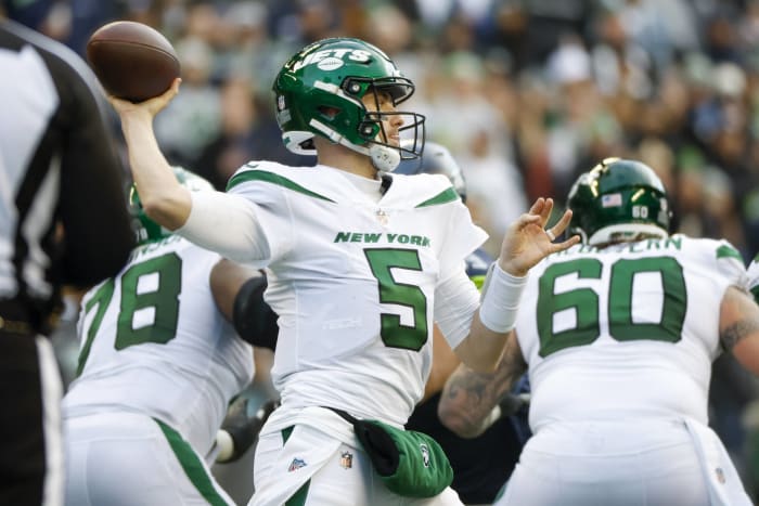 NFL Week 17 grades from across the league 18 Jets will be open for business at quarterback