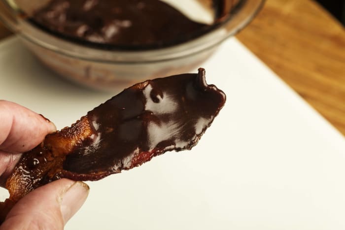 Met chocolade omhulde spek
