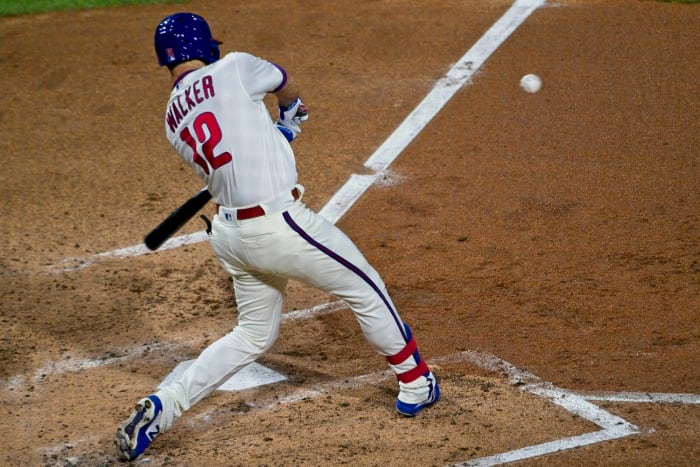 Kansas City Royals: Sign a second baseman