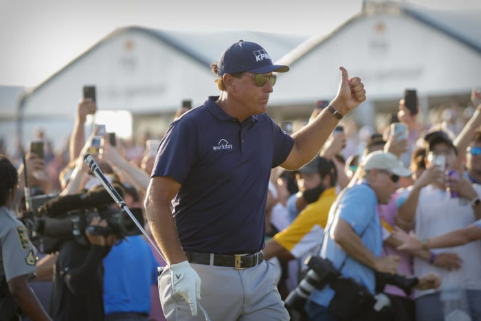 Year in review: The most notable sports milestones from 2021 9 "Lefty" nifty at 50