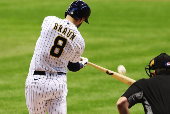 Seattle Mariners: Add a bat