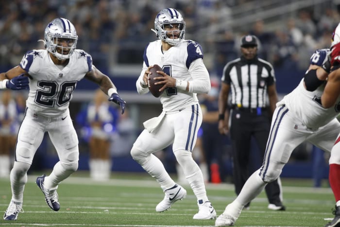 Cowboys offense reverts to enigmatic status