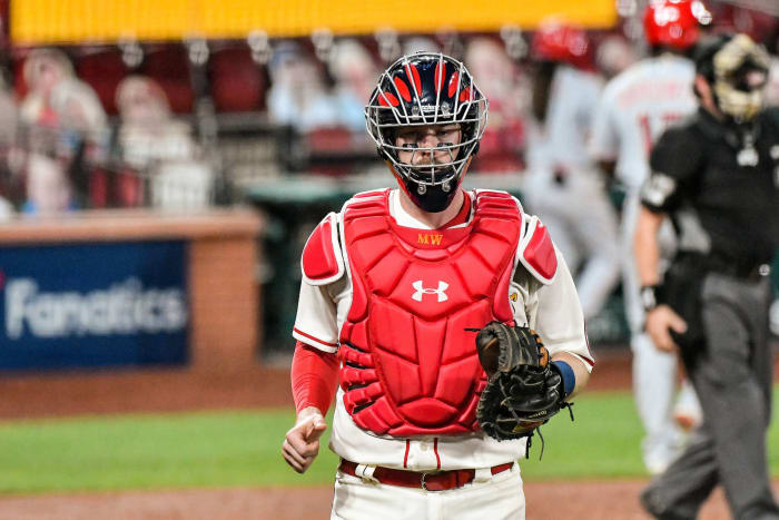 Texas Rangers: Find a starting catcher