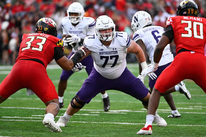 First-round NFL mock draft: Four QBs in the top 10 - latest sports news Las Vegas Raiders: Peter Skoronski, OT, Northwestern