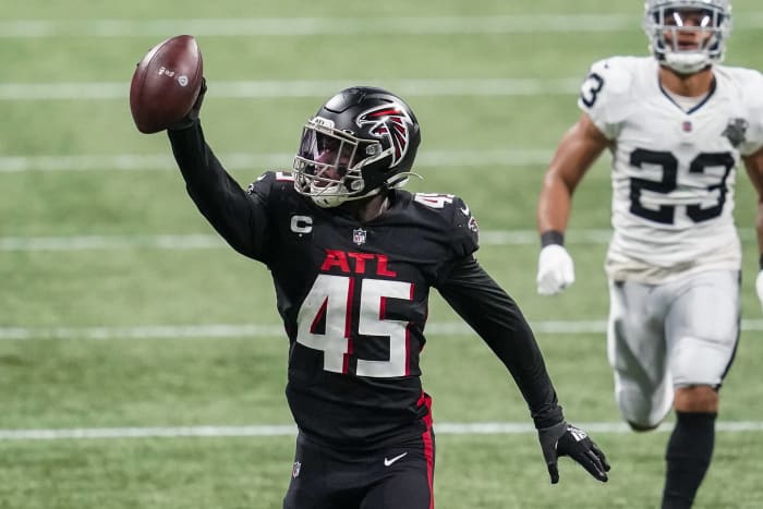Atlanta Falcons: Deion Jones