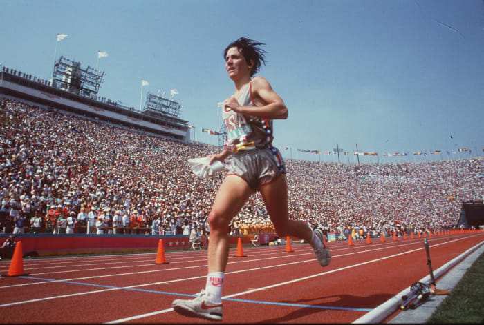 Benoit battles way to gold (1984)
