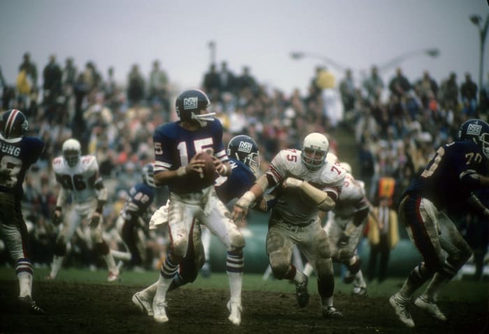 New York Giants: Cowboys benefit from disastrous QB move