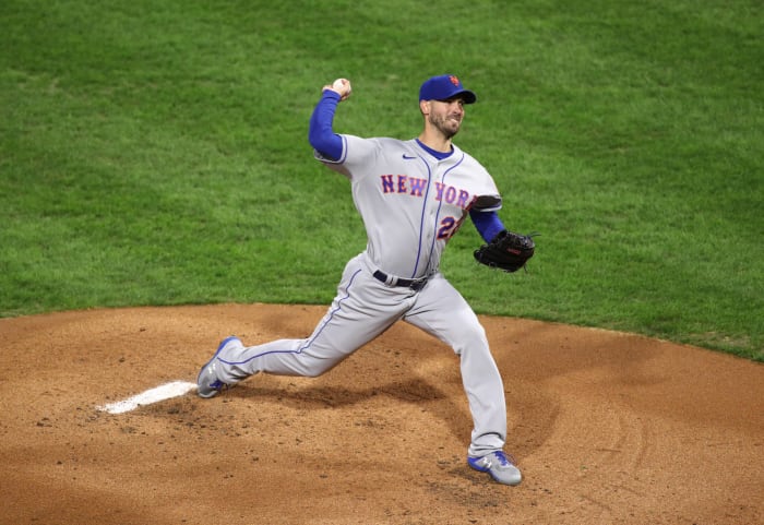 Arizona Diamondbacks: Bring in another starting pitcher to compete