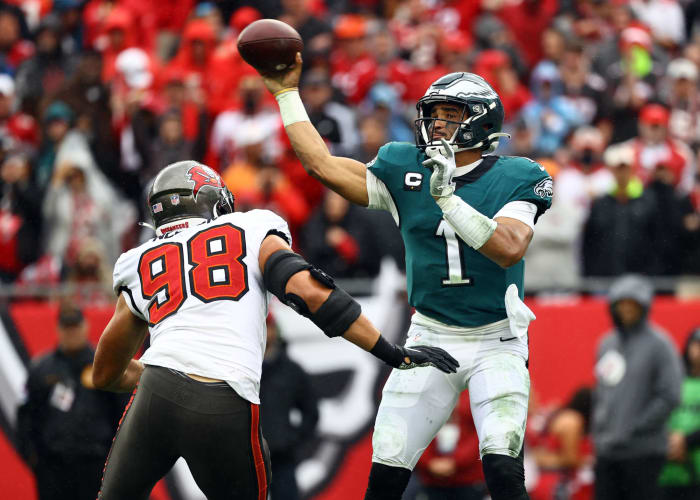 Eagles on rise, but QB outlook shakier