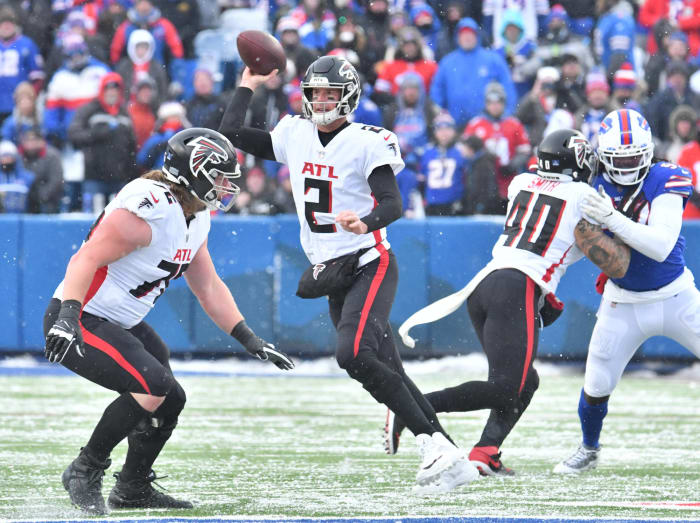 Falcons' uphill battle stalls after taunting call