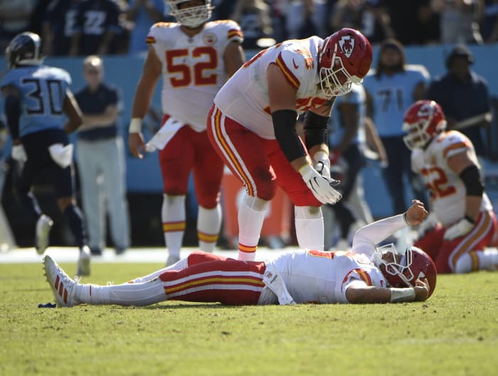 Issues engulf Chiefs near midseason point