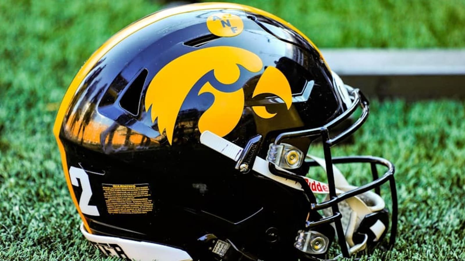 Iowa Connected to Rising Star Defender In Transfer Portal | Yardbarker