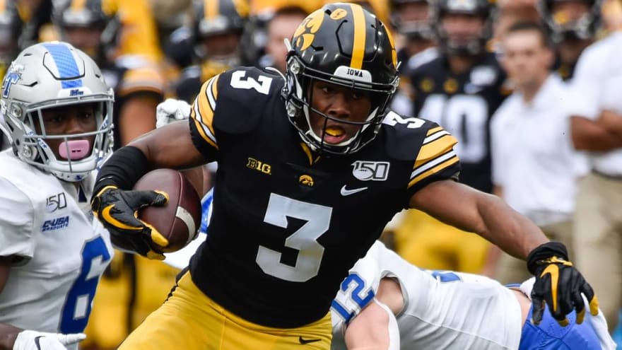 Watch: Iowa's Tyrone Tracy puts multiple defenders in spin cycle on ...