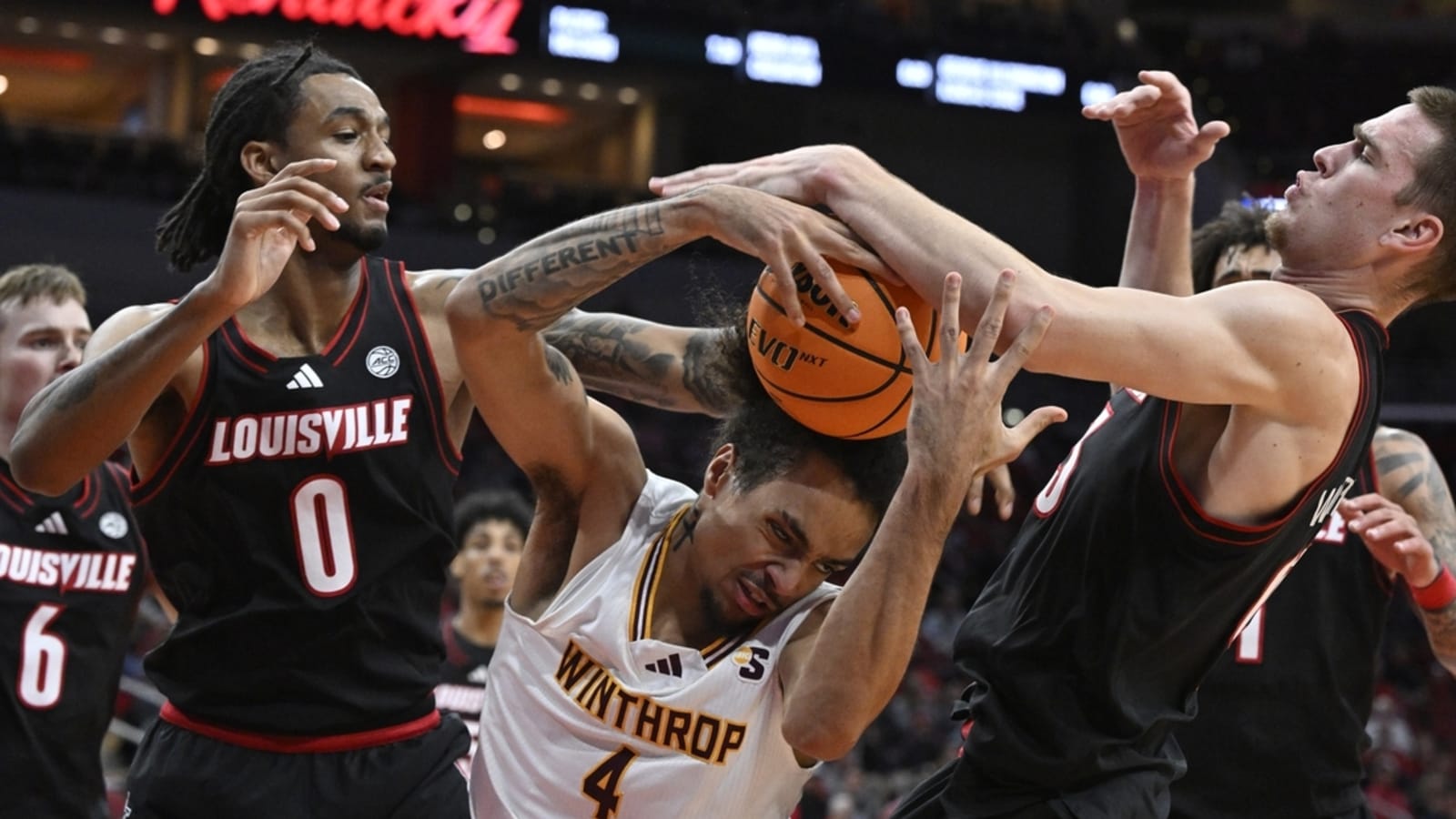 One Side Win Louisville shuts down Winthrop in one-sided win | Yardbarker