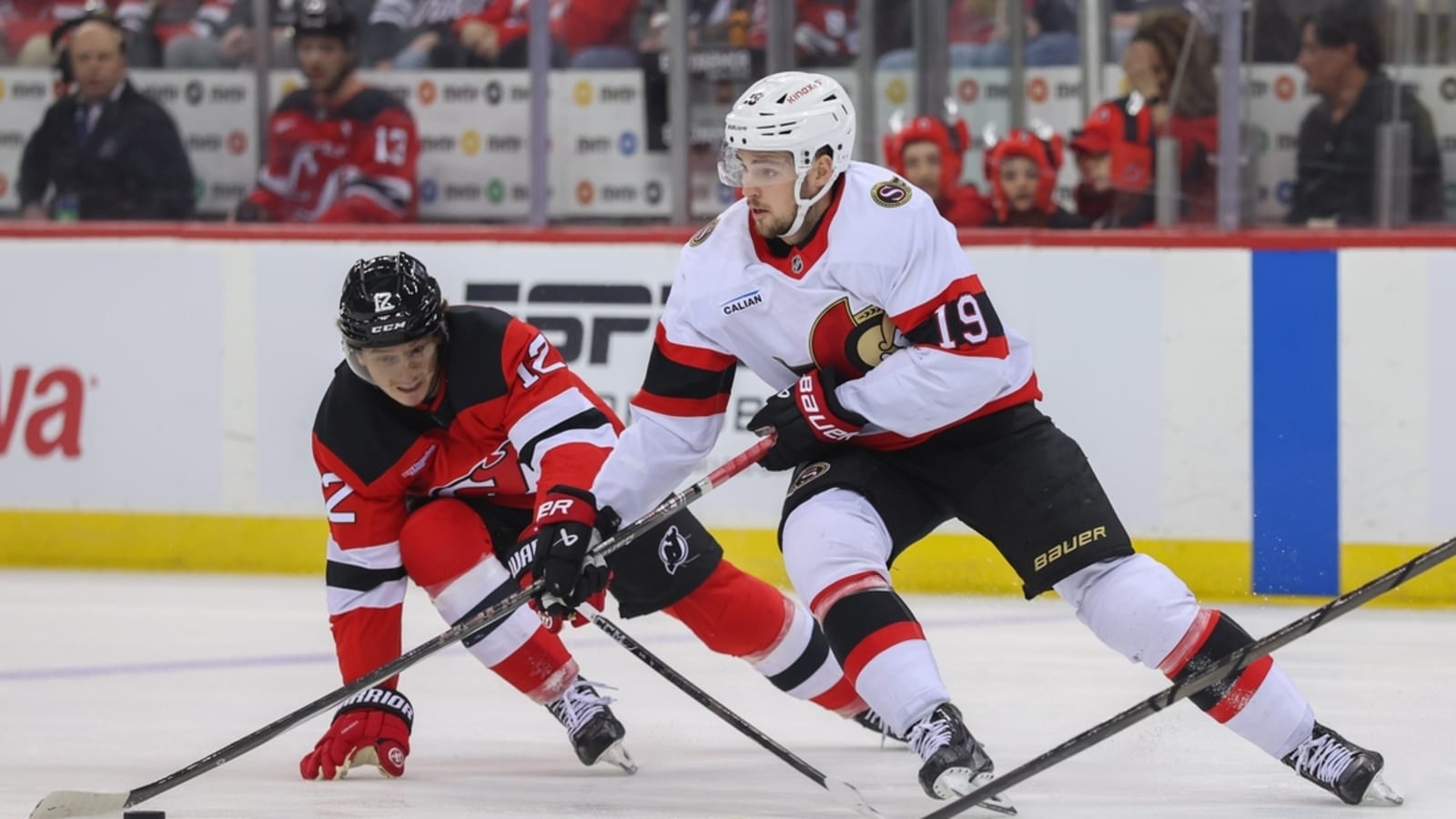 Devils score late, but Senators hold on for win | Yardbarker