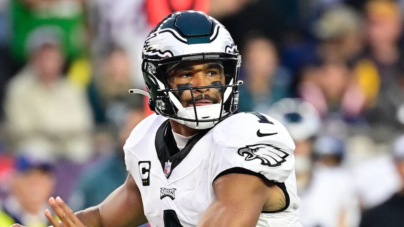 Should the Eagles be concerned about Jalen Hurts? | Yardbarker