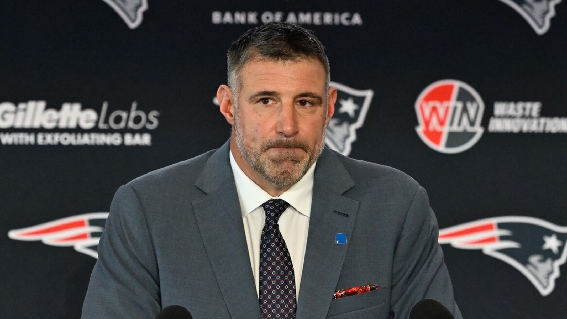 Patriots insider names major concern about HC Mike Vrabel | Yardbarker