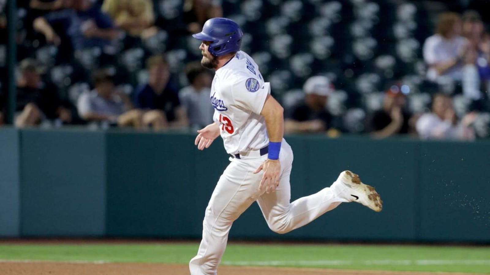 Former Dodgers Outfielder Signs With NL East Squad on MiLB Deal | Yardbarker