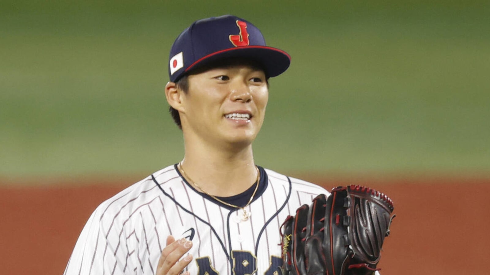 Report: Yoshinobu Yamamoto to meet with MLB teams within the next week |  Yardbarker