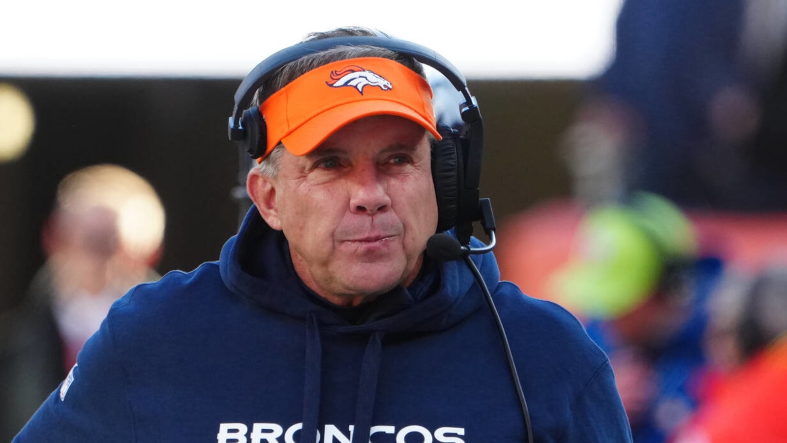 Columnist rips Broncos HC Sean Payton for benching Russell Wilson |  Yardbarker