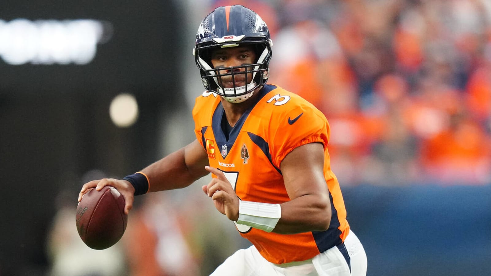 Despite 0-2 start, Broncos QB Russell Wilson deserves some slack | Yardbarker