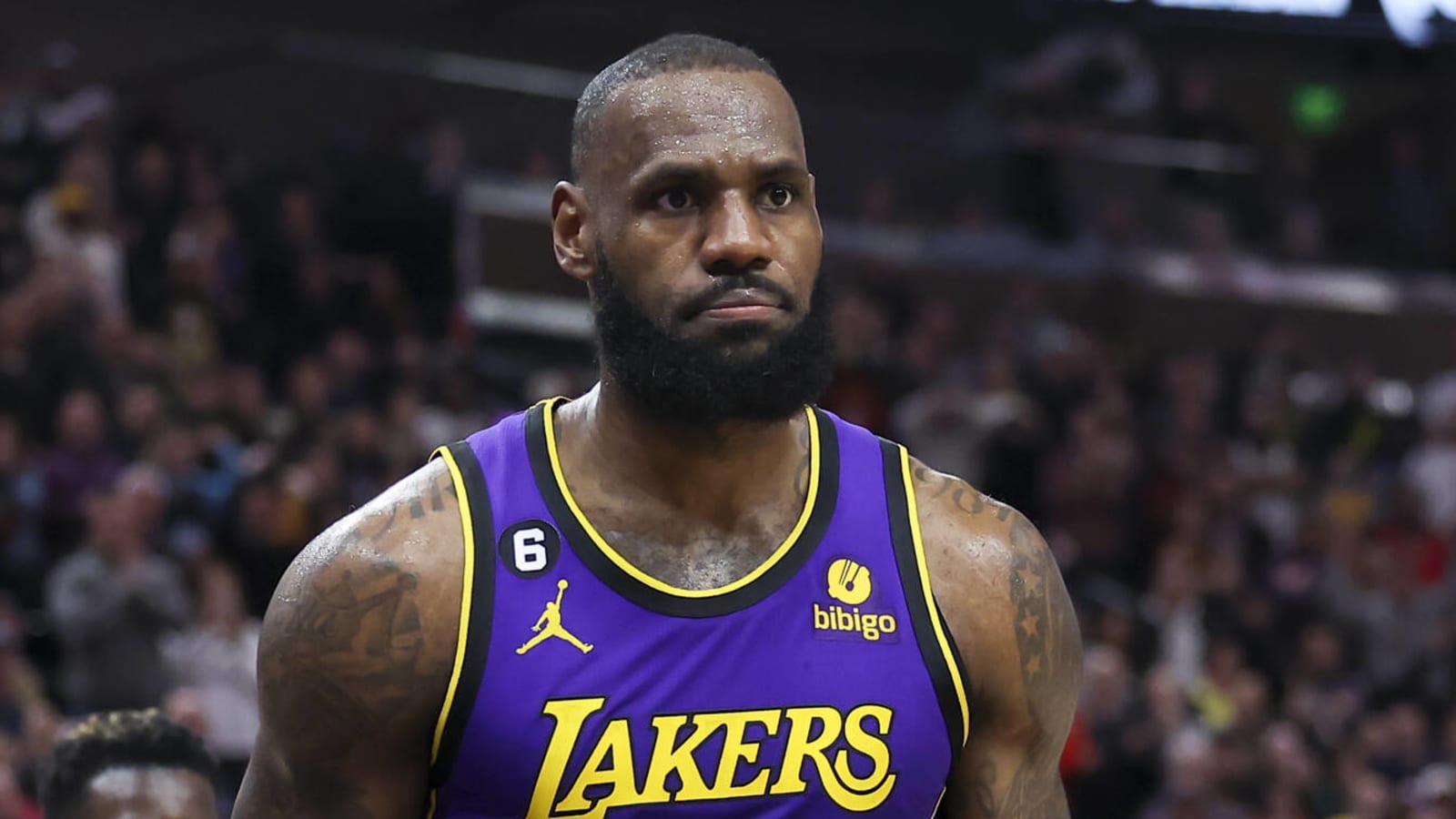Watch Lakers Players Make Goat Sounds During Lebron Interview Yardbarker Watch Lakers Players Make Goat Sounds During Lebron Interview Yardbarker
