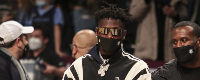 Antonio Brown's 365 days of lunacy continue with latest arrest warrant