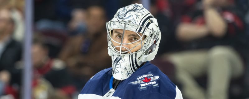Can anyone stop Connor Hellebuyck's back-to-back Vezina Trophy run?