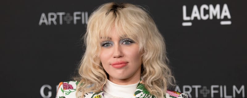 Miley Cyrus recalls taking Pete Davidson to his first gay club: 'Everyone loves him there'