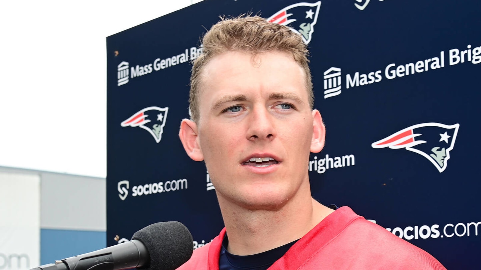 Patriots QB impressing under new OC at minicamp | Yardbarker