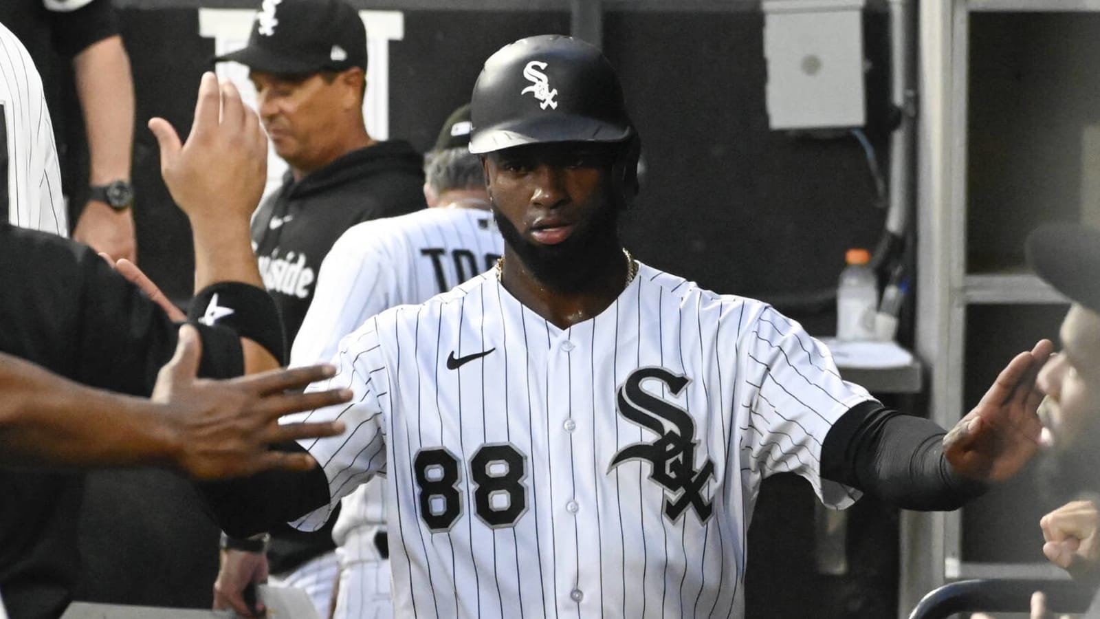 Report: White Sox could trade former MVP candidate at deadline | Yardbarker