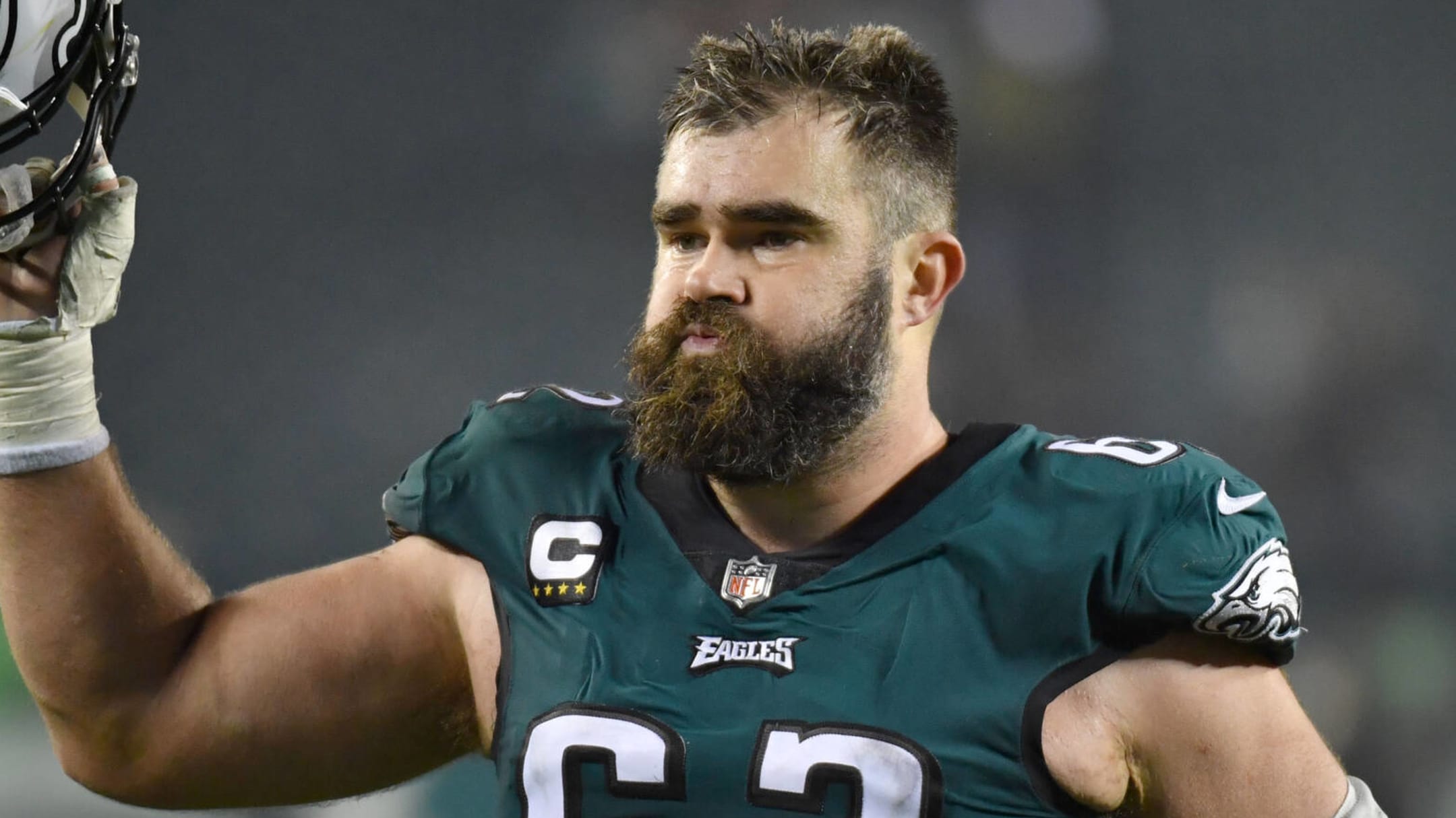 Eagles center Jason Kelce set to break 60-year franchise record | Yardbarker